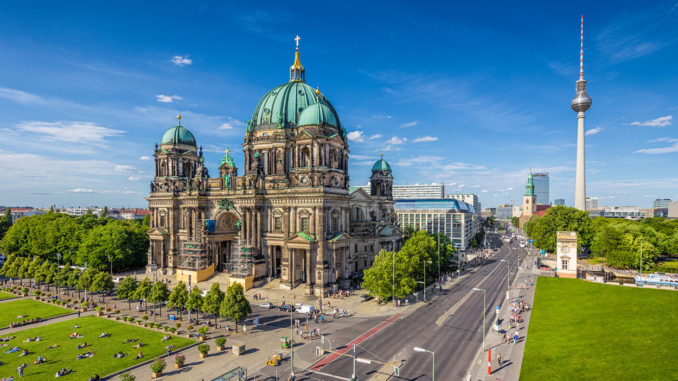 Der Berliner Dom in Berlin-Mitte